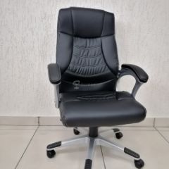 Кресло Barneo K-7 для руководителя (черная экокожа) в Губахе - gubaha.mebel24.online | фото 1
