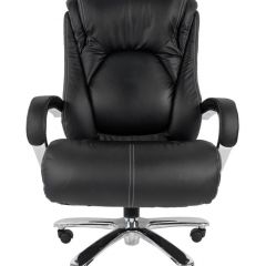 Кресло для руководителя CHAIRMAN 402 (Кожа) Черное в Губахе - gubaha.mebel24.online | фото 1