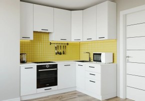Кухонный гарнитур Белый Глянец 2200*1600 h950 (Стол. 38мм) в Губахе - gubaha.mebel24.online | фото